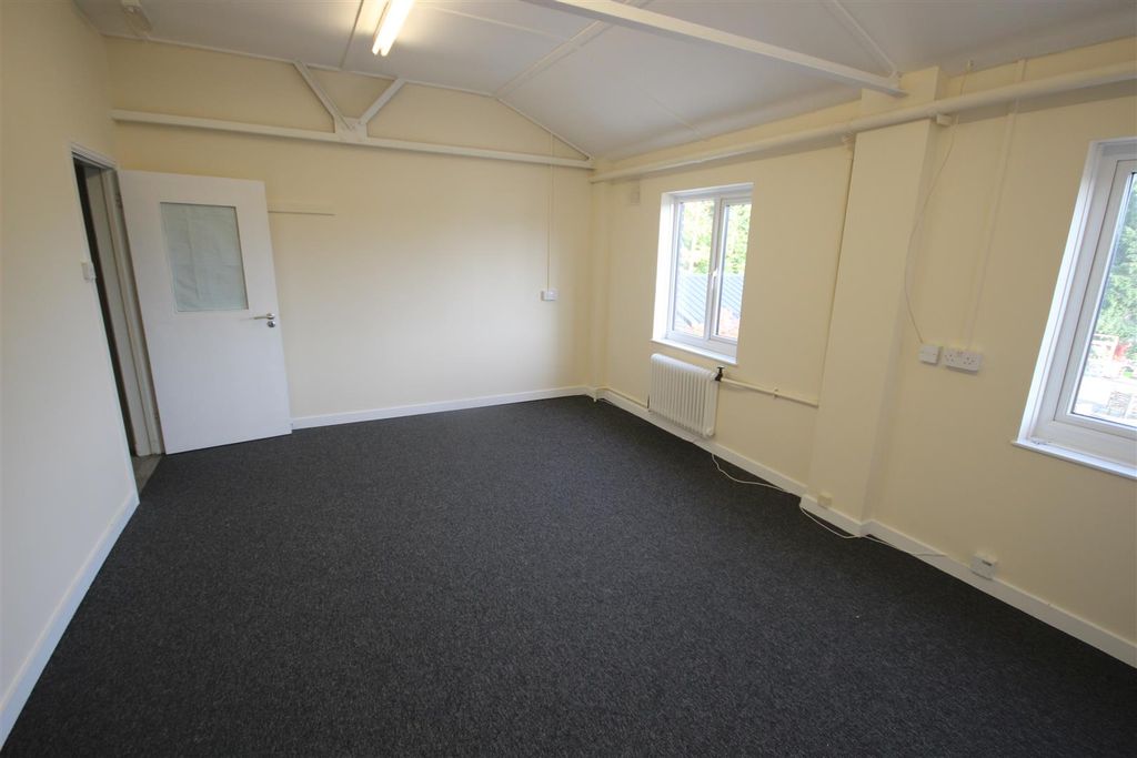 Property photo 2 of 5 Img_4200.Jpg