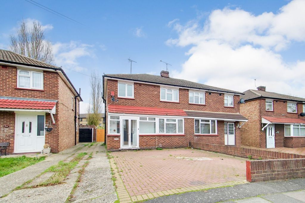 Property photo 1 of 15