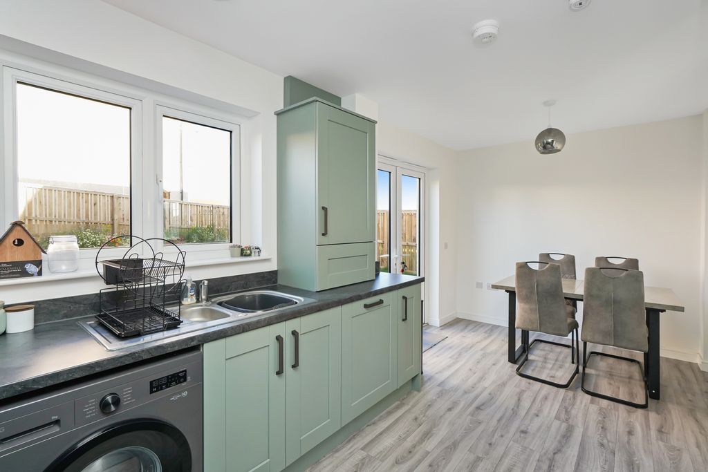 Property photo 3 of 19 Property Image 3