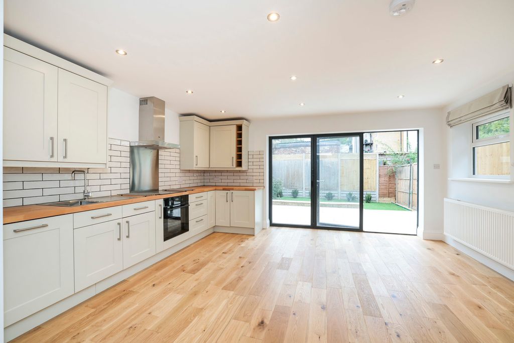 Property photo 1 of 13 Pbox-Img.Jpg