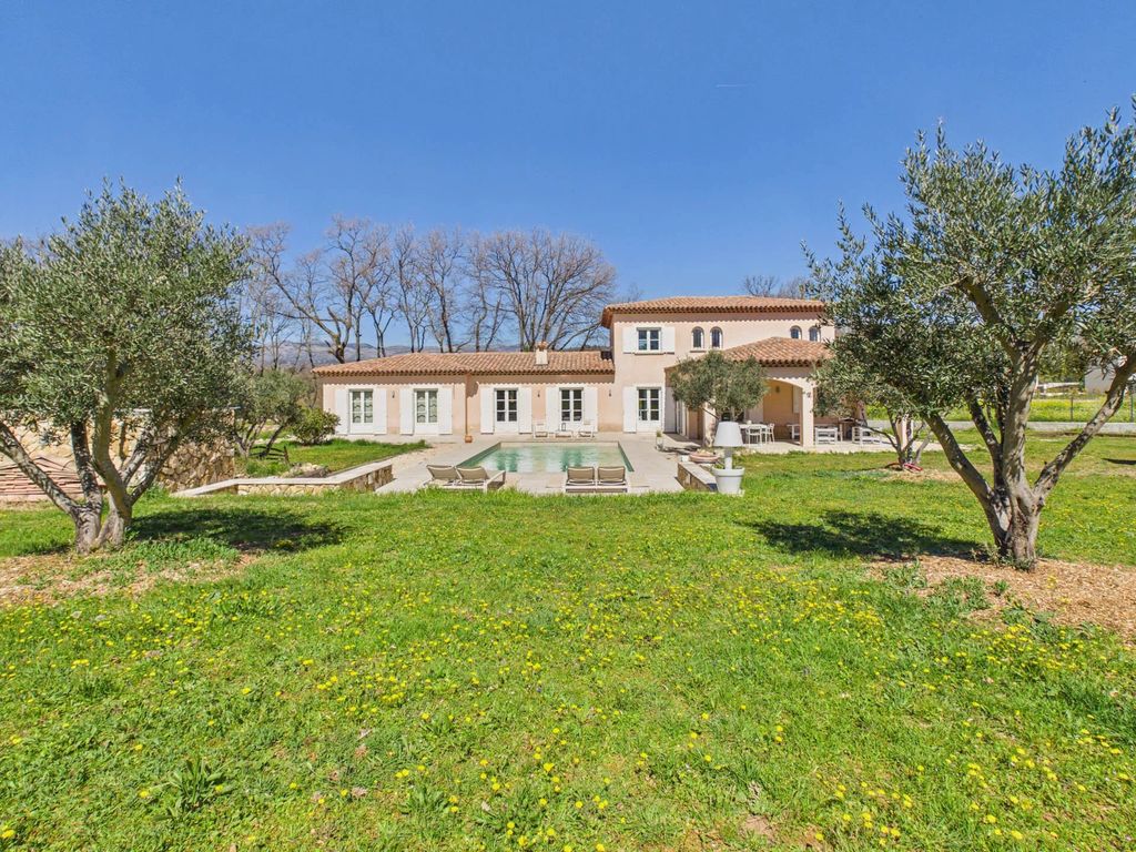 Property photo 1 of 25