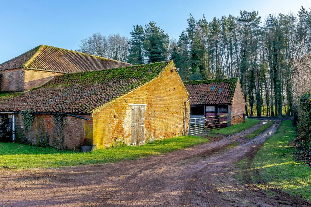 Property photo 3 of 9 Picture No. 07