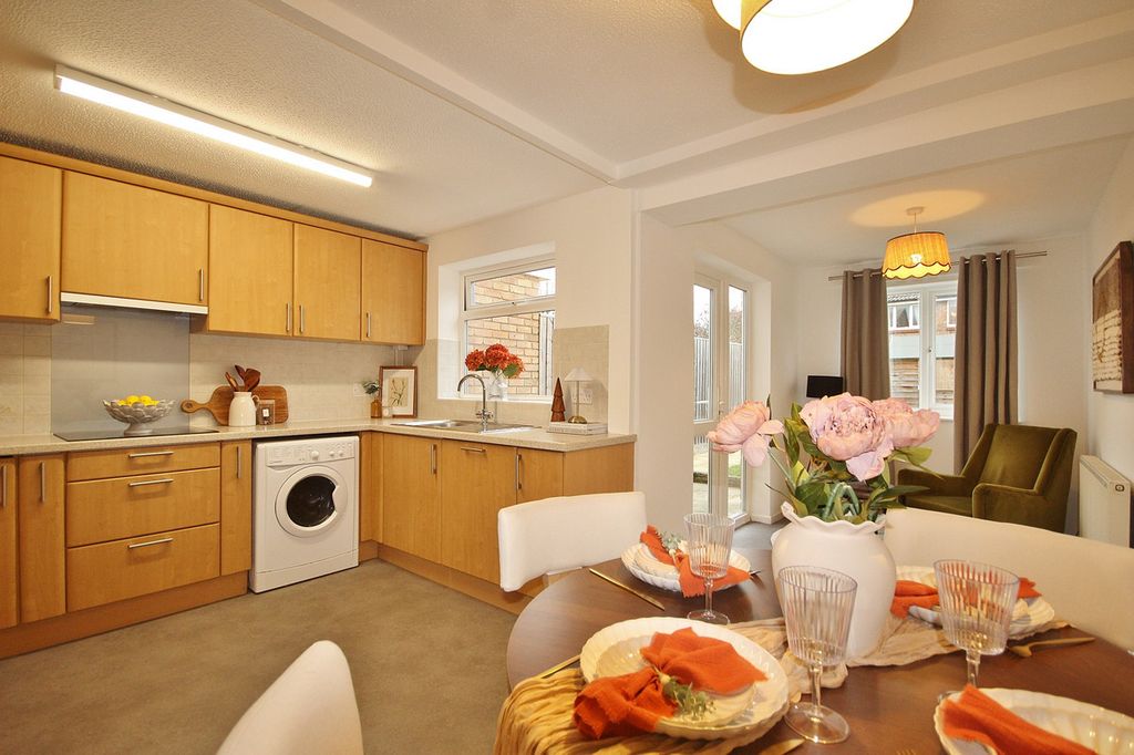 Property photo 3 of 19