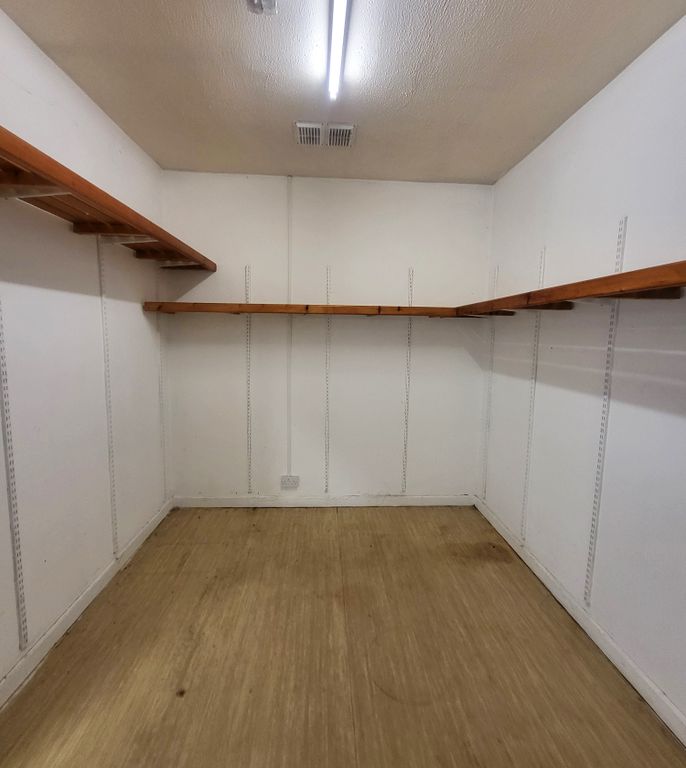 Property photo 2 of 2
