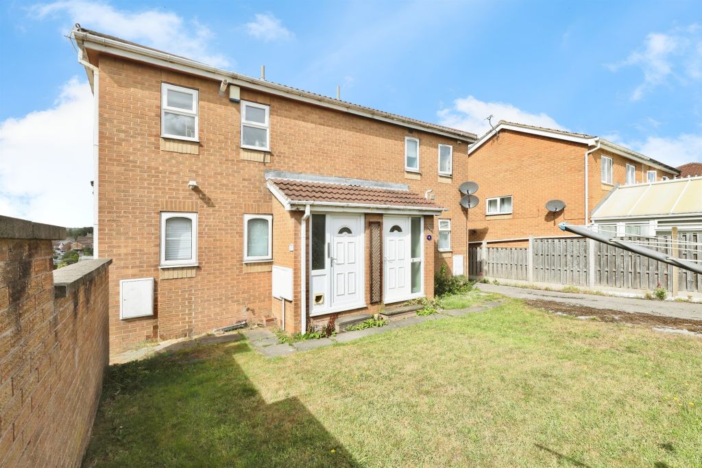 Property photo 1 of 3