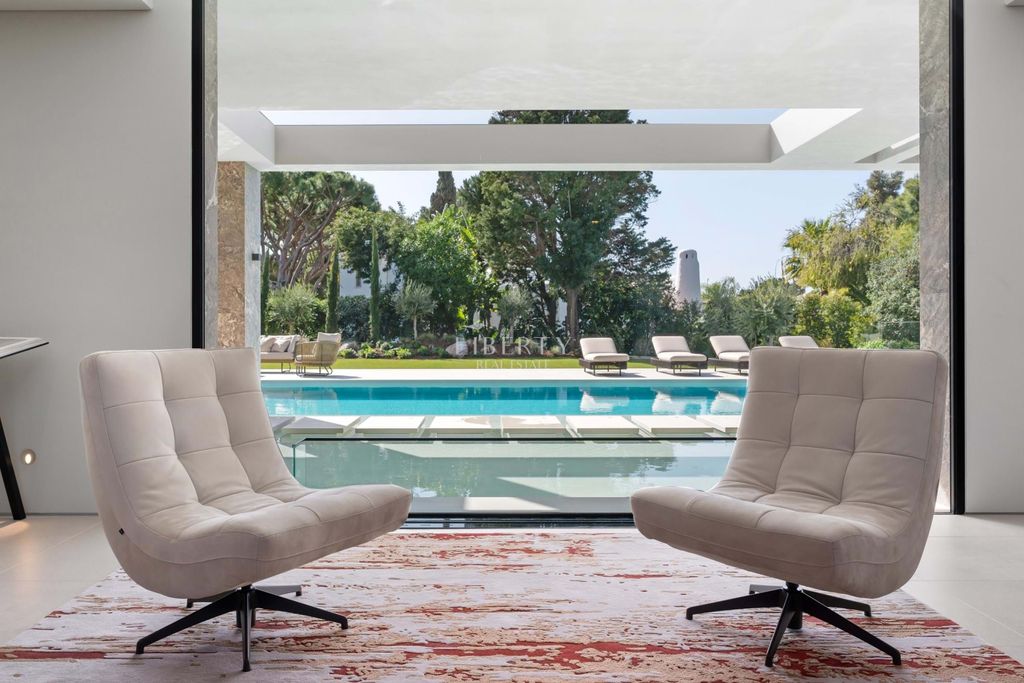 Property photo 2 of 30