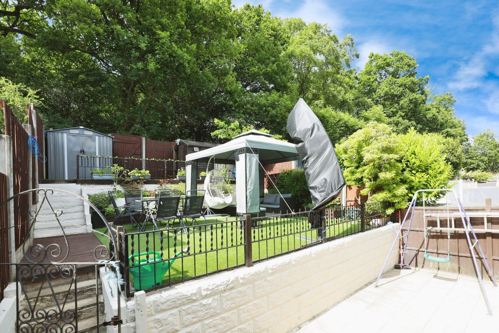 Property photo 1 of 18 Rear Garden