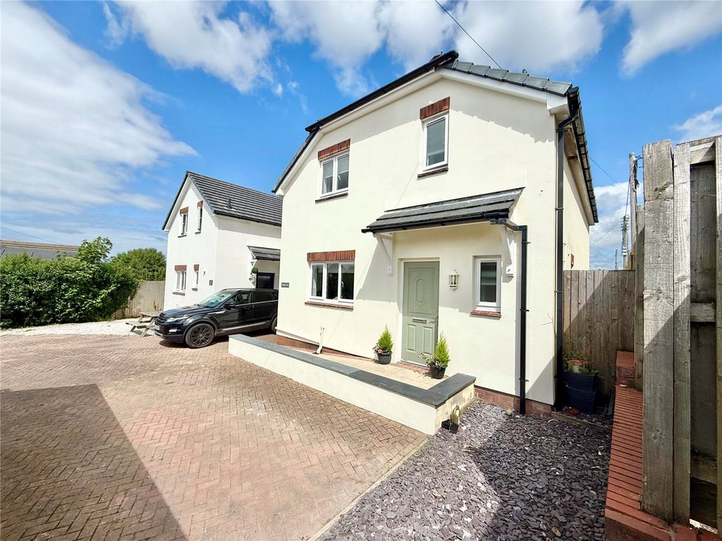 Property photo 1 of 25 Picture No. 29