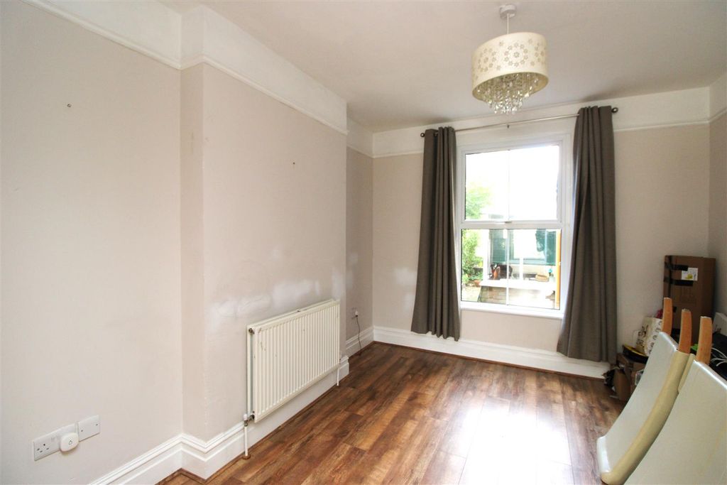 Property photo 3 of 13 Img_4886.Jpg