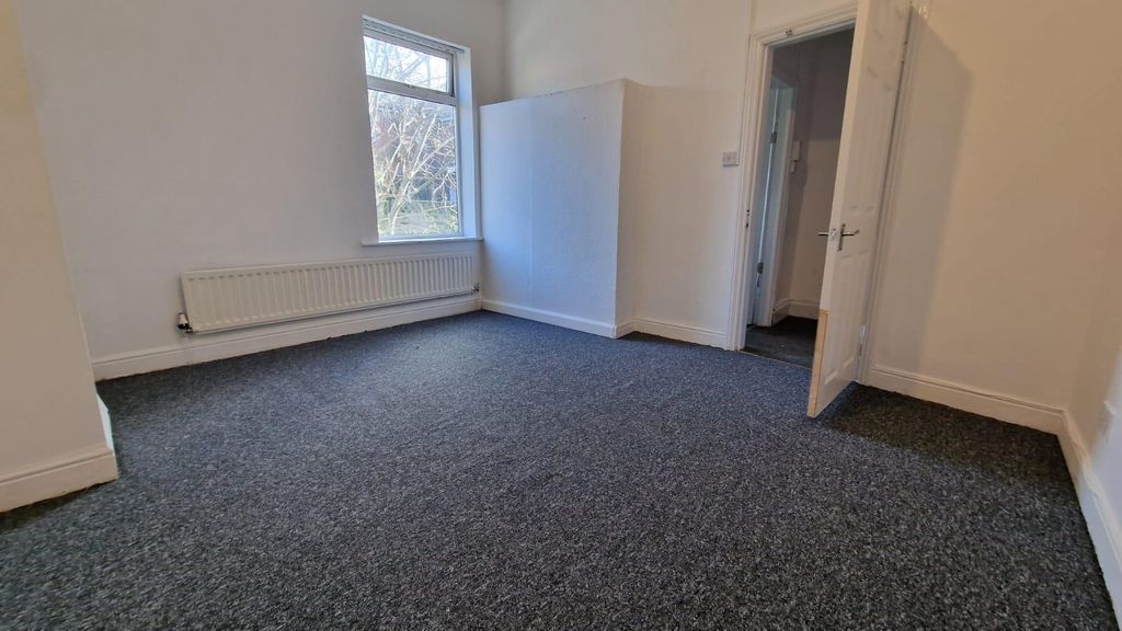 Property photo 2 of 17 Img-20251113-Wa0018.Jpg