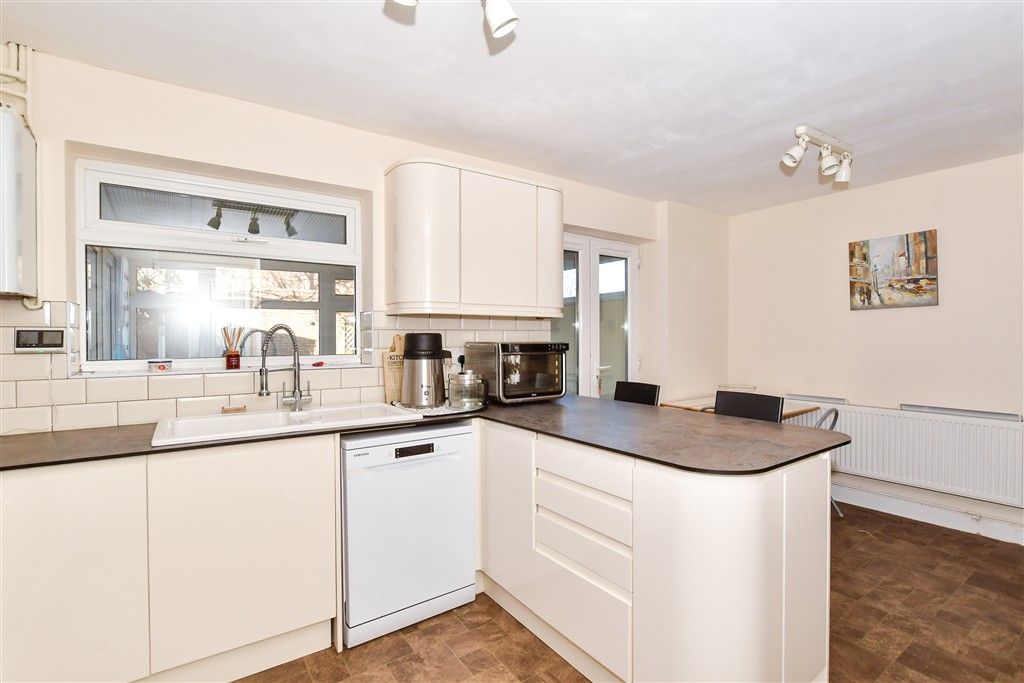 Property photo 1 of 12 Kitchen/Diner