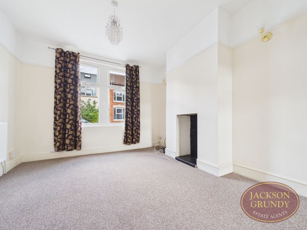 Property photo 2 of 17 Shelley Street