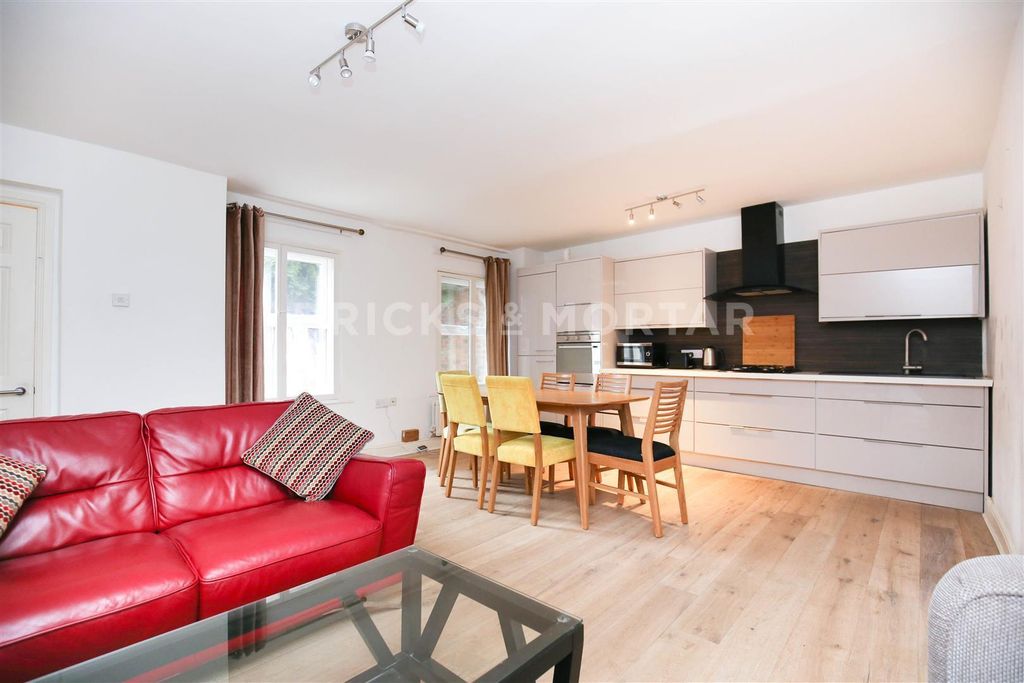 Property photo 1 of 11 1.Jpg