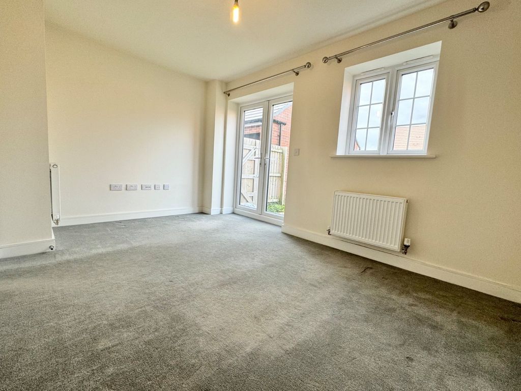 Property photo 2 of 19 Picture No. 02