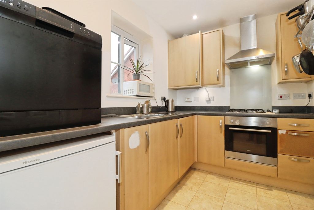 Property photo 2 of 20