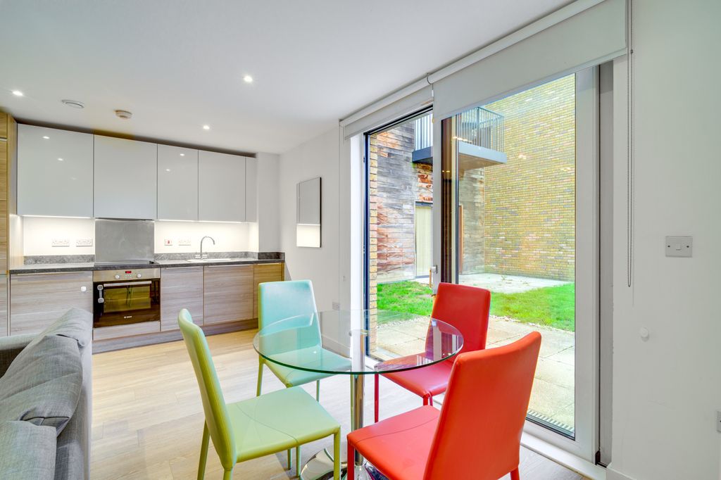 Property photo 3 of 15