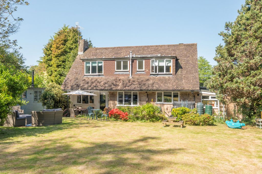 Additional image 13 of 4 bed detached house for saleShepherds Way, Liphook GU30