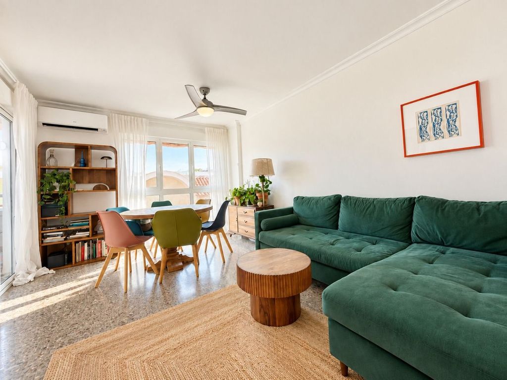 Property photo 2 of 24