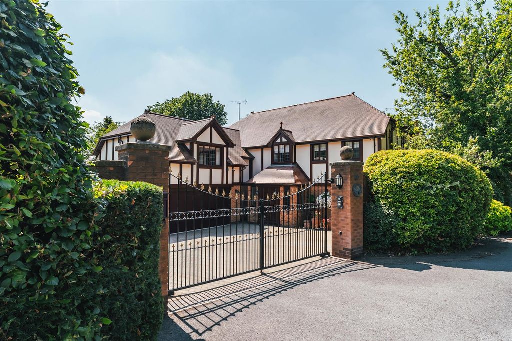 Property photo 1 of 61 Exterior And Gardens