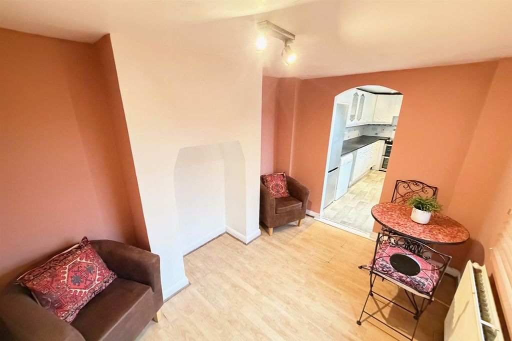 Property photo 3 of 9 Bkr.Jpg