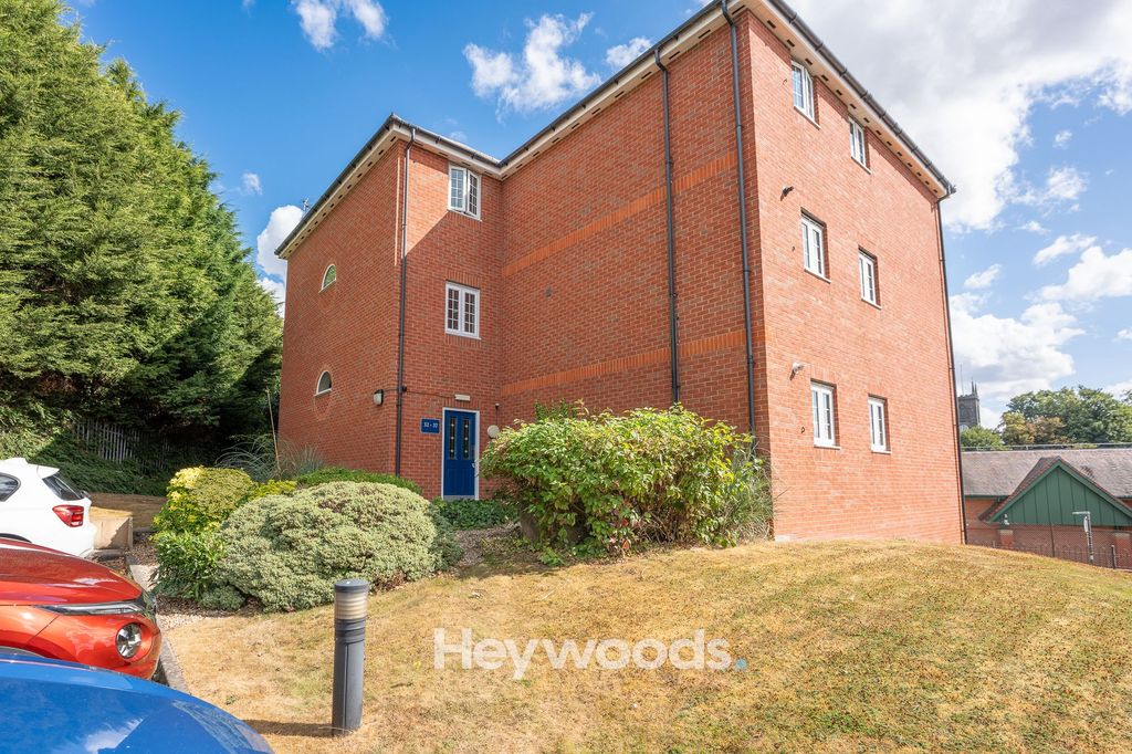 Property photo 1 of 31