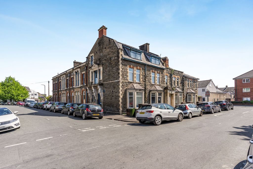 Property photo 3 of 19 Roath Social Club, Cyril Crescent, Cardiff, Cf24 1Dq