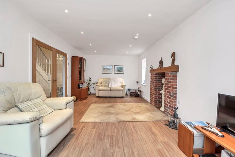 Property photo 3 of 30 Sitting Room