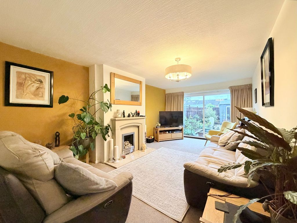 Property photo 2 of 24