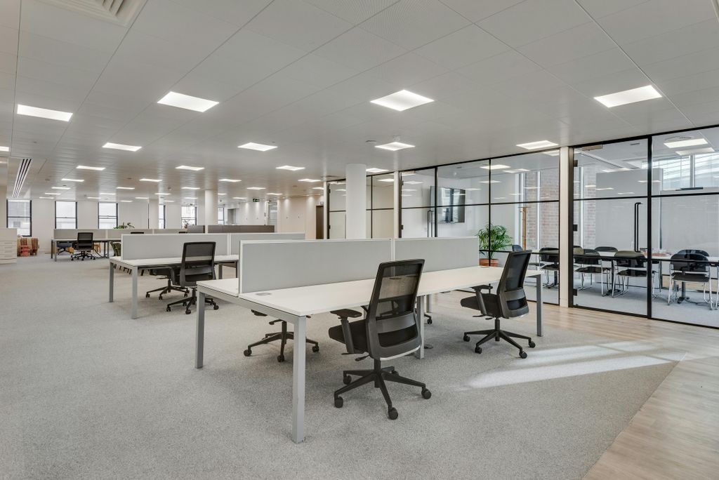 Property photo 3 of 25 Space One, Floor 2&amp;5-17.Jpg