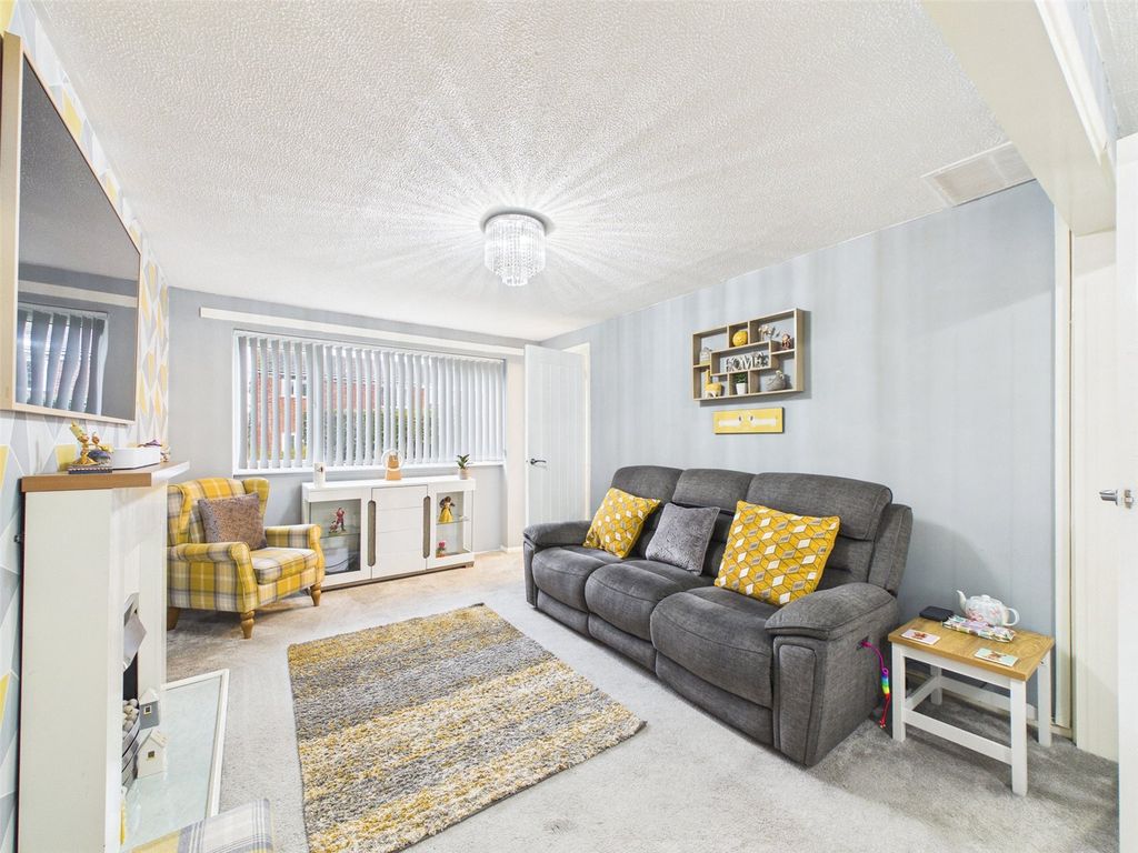 Property photo 2 of 26 Picture No. 21