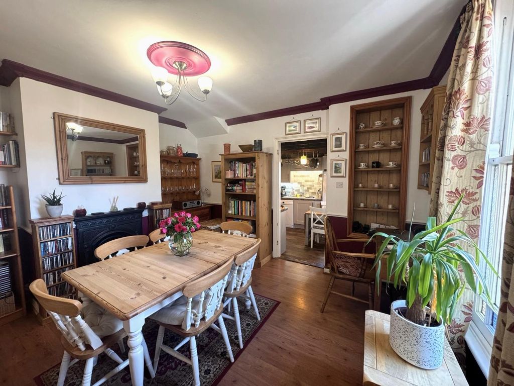 Property photo 3 of 29 Dining Room