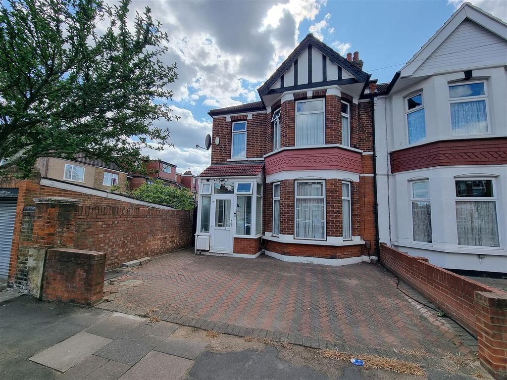 Property photo 1 of 33