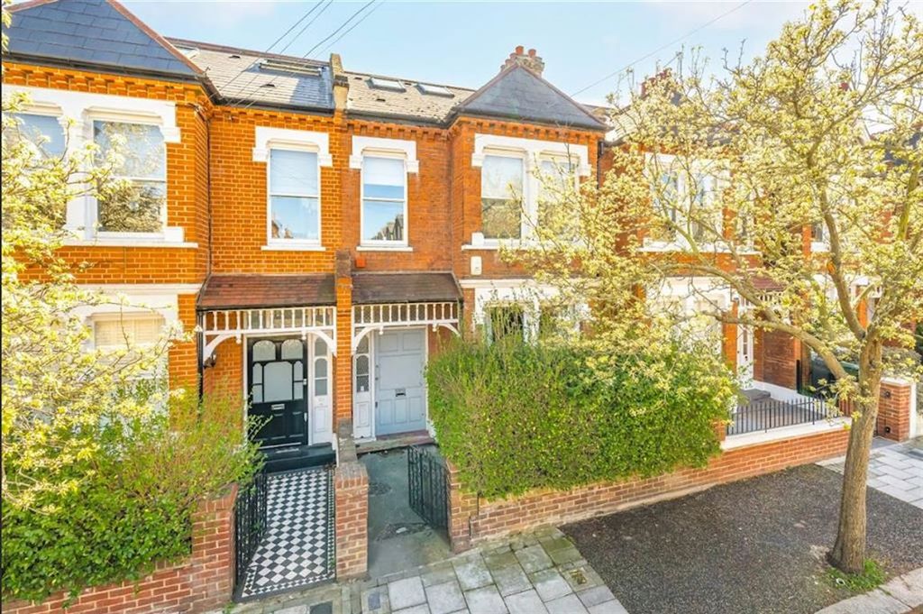 Property photo 1 of 6