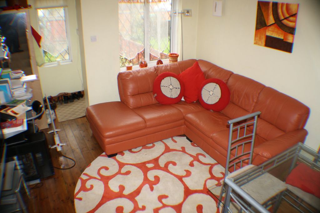 Property photo 2 of 4