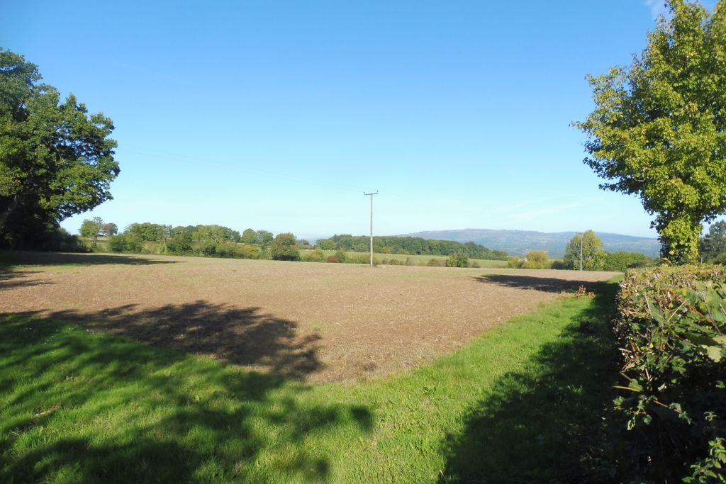 Property photo 2 of 4 Lot 1