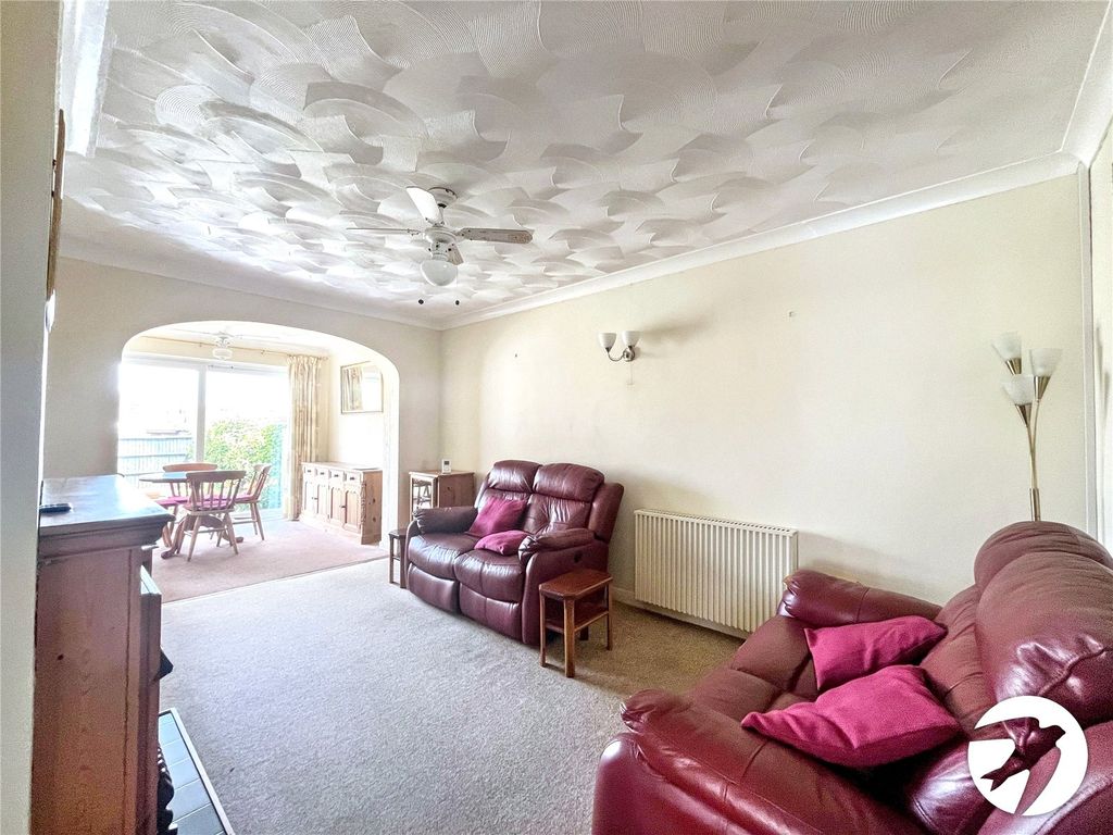 Property photo 2 of 13 Picture No. 12