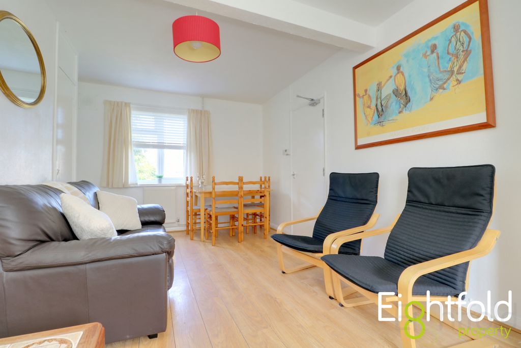 Property photo 2 of 12 Image