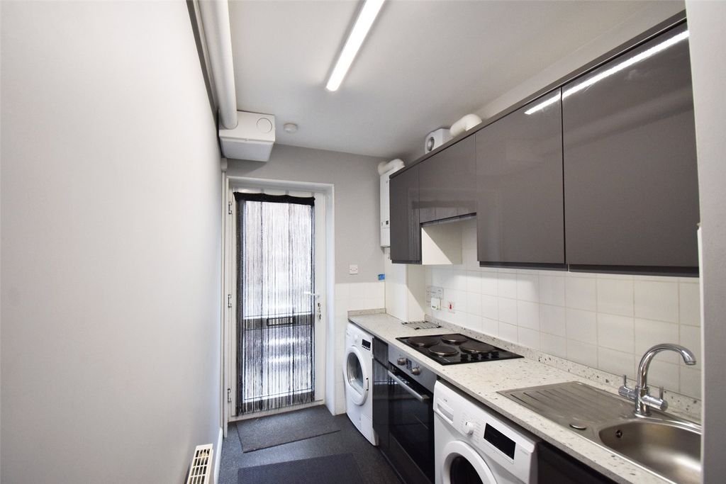 Property photo 3 of 7 Picture No. 04