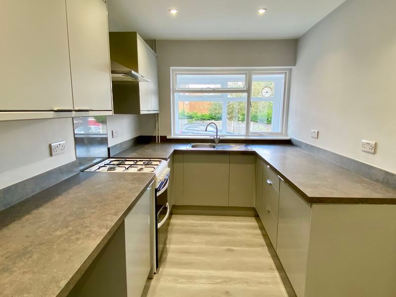 Property photo 2 of 12 Breakfast Kitchen