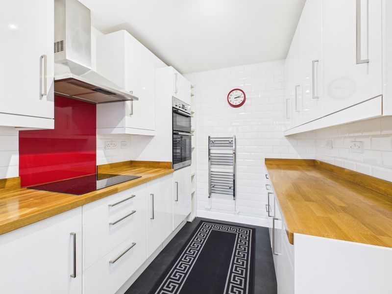 Property photo 3 of 16 Photo 1