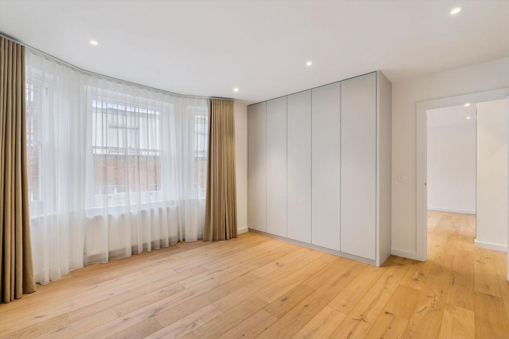 Property photo 3 of 9 Image