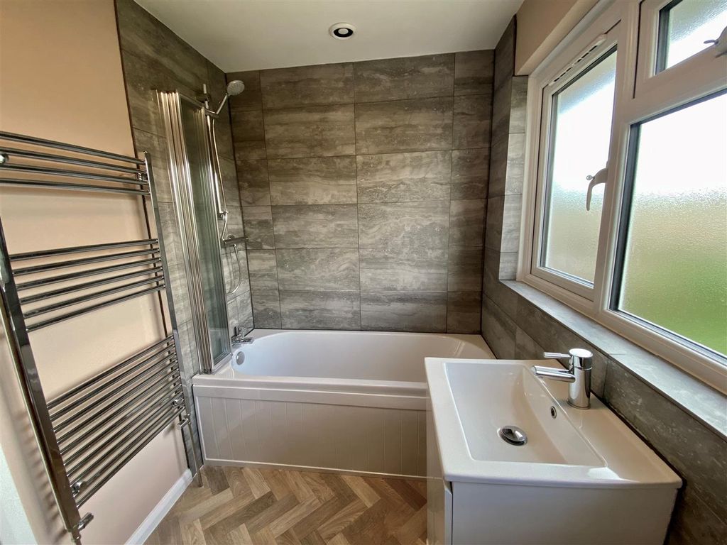 Property photo 2 of 11 5.Jpg