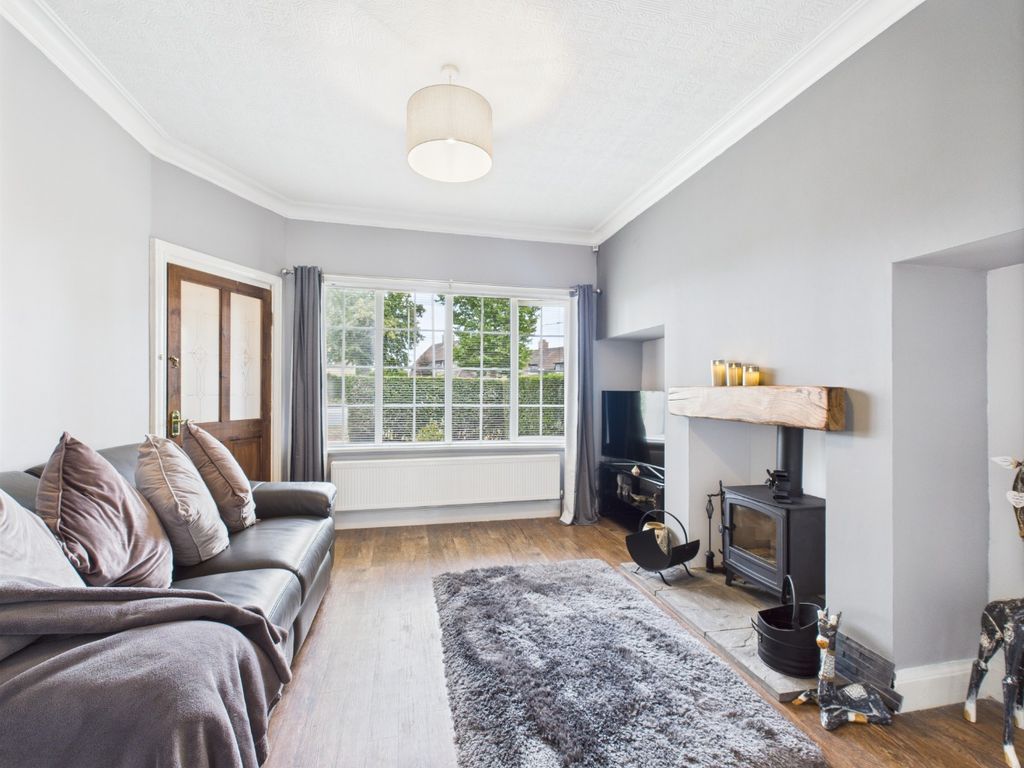Property photo 3 of 11 4384428