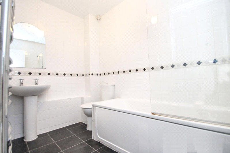 Property photo 3 of 12 Bathroom