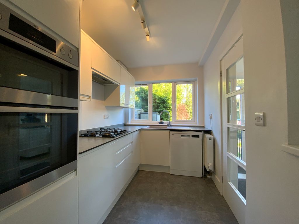 Property photo 2 of 12 Img_1072