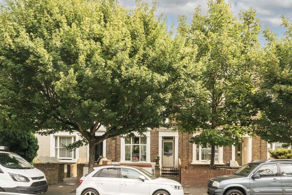 Property photo 1 of 7