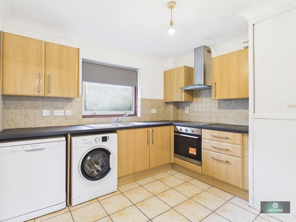 Property photo 2 of 8 Fpkg-d_Dpuoox5Yjufgneq.Jpg