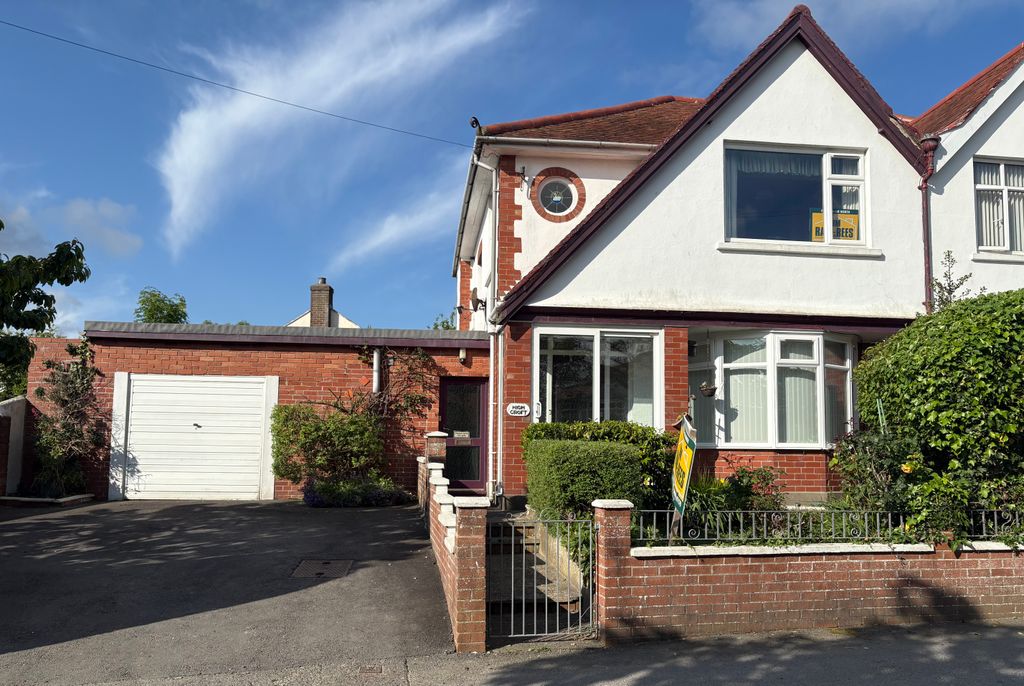 Property photo 1 of 18 Img_7377