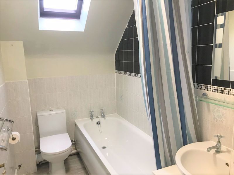 Property photo 3 of 7 Photo 2