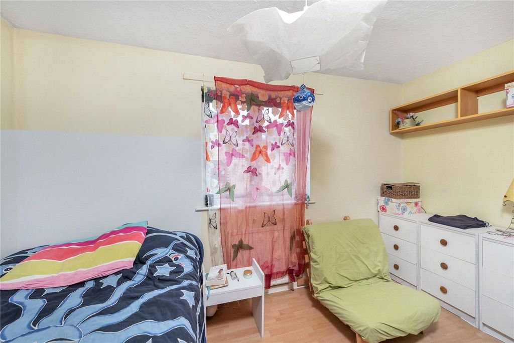 Property photo 3 of 5 Picture No. 10